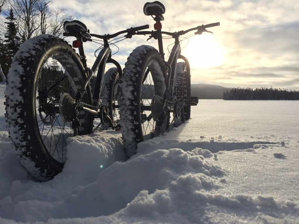 Vélo : Quels pneus privilégier&nbsp;l&rsquo;hiver?