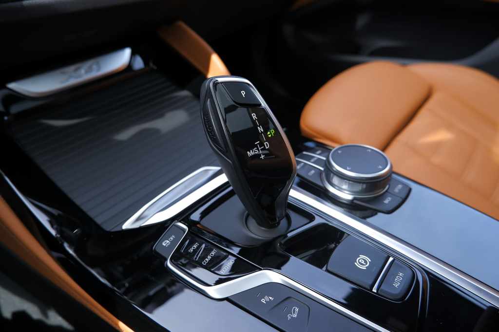 Conseils pour préserver votre transmission avec l&rsquo;huile de boîte de&nbsp;vitesses